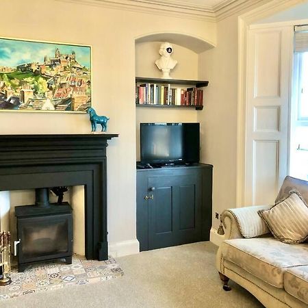 The Pirate'S Palace, Whitby - Elegant, Comfy, Fun ภายนอก รูปภาพ
